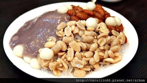 【隨興食記】《雙連圓仔湯》捷運雙連站的排隊甜品-雙連圓仔湯 【隨興食記】《雙連圓仔湯》捷運雙連站的排隊甜品-雙連圓仔湯