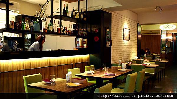 【試吃】《Eat Eat 意義Bistro》藝人常出沒的藝人店-Bistro 【試吃】《Eat Eat 意義Bistro》藝人常出沒的藝人店-Bistro