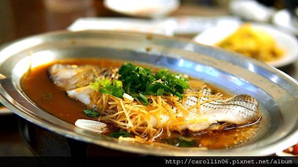 【隨興食記】台中。《十分有味》中式料理便宜吃到飽-十分有味