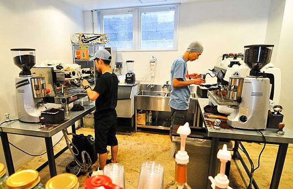 【咖啡】東京自由行。渋谷澀谷區《STREAMER COFFEE COMPANY》世界拉花冠軍澤田洋史的咖啡 【咖啡】東京自由行。渋谷澀谷區《STREAMER COFFEE COMPANY》世界拉花冠軍澤田洋史的咖啡