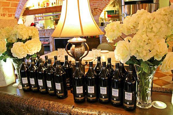 小義大利 little Italy(中華店):太浪漫了! 猶如漫步在濃濃異國風酒窖內享受美好食光‧Little Italy小義大利莊園 小義大利 little Italy(中華店):太浪漫了! 猶如漫步在濃濃異國風酒窖內享受美好食光‧Little Italy小義大利莊園