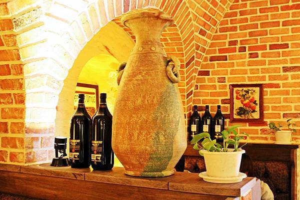 小義大利 little Italy(中華店):太浪漫了! 猶如漫步在濃濃異國風酒窖內享受美好食光‧Little Italy小義大利莊園 小義大利 little Italy(中華店):太浪漫了! 猶如漫步在濃濃異國風酒窖內享受美好食光‧Little Italy小義大利莊園