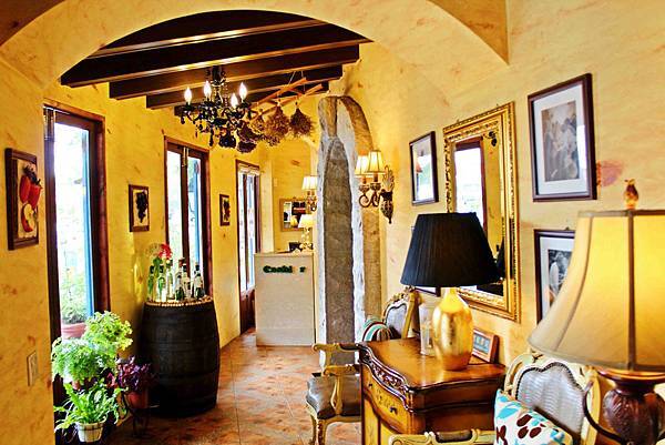 小義大利 little Italy(中華店):太浪漫了! 猶如漫步在濃濃異國風酒窖內享受美好食光‧Little Italy小義大利莊園 小義大利 little Italy(中華店):太浪漫了! 猶如漫步在濃濃異國風酒窖內享受美好食光‧Little Italy小義大利莊園