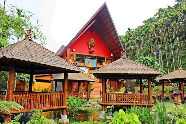 烏布雨林峇里島主題餐廳：群山圍繞隱身深山中，道地南洋異國峇里島風情‧烏布雨林主題餐廳