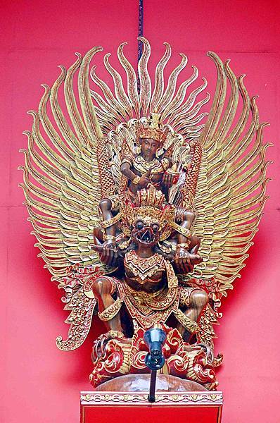 烏布雨林峇里島主題餐廳：群山圍繞隱身深山中，道地南洋異國峇里島風情‧烏布雨林主題餐廳