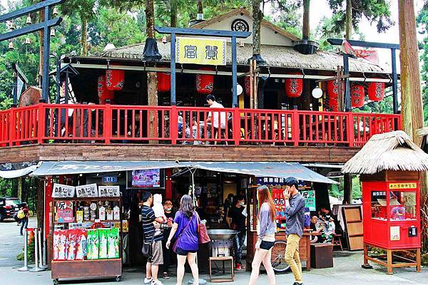 溪頭妖怪村：快來抓妖怪～濃濃異國風情的東洋fu日本觀光街．松林町