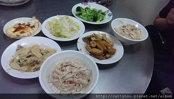 梁記嘉義雞肉飯 梁記嘉義雞肉飯