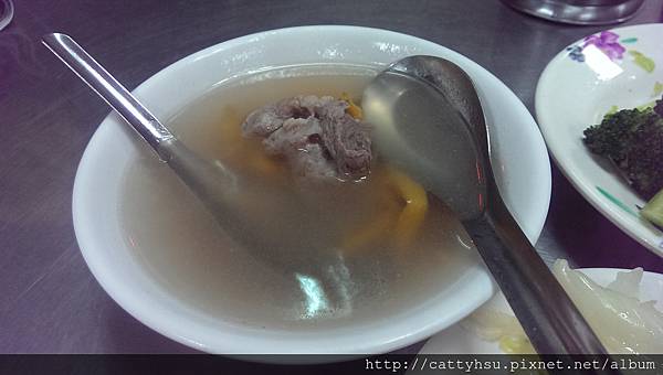 梁記嘉義雞肉飯 梁記嘉義雞肉飯