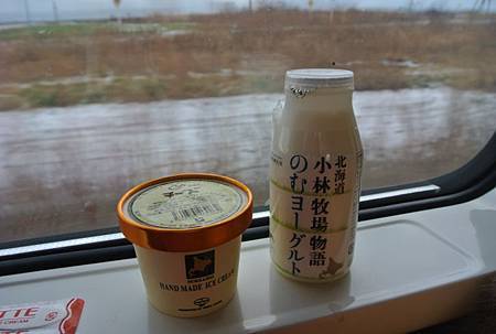 JR冰淇淋和優酪乳