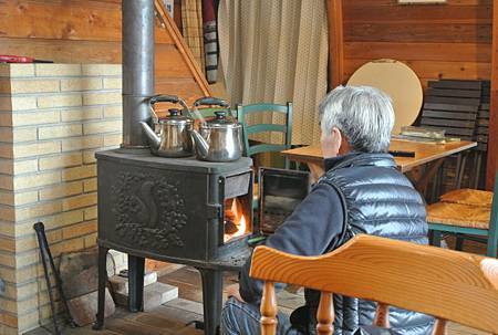MORI內的傳統暖爐