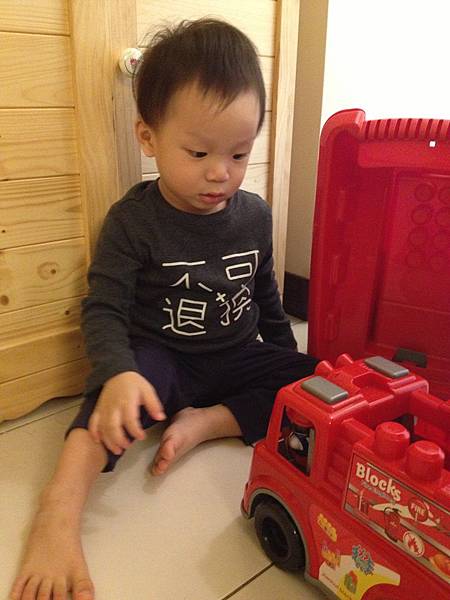 1Y4M 送禮自用兩相宜的Plenty童裝