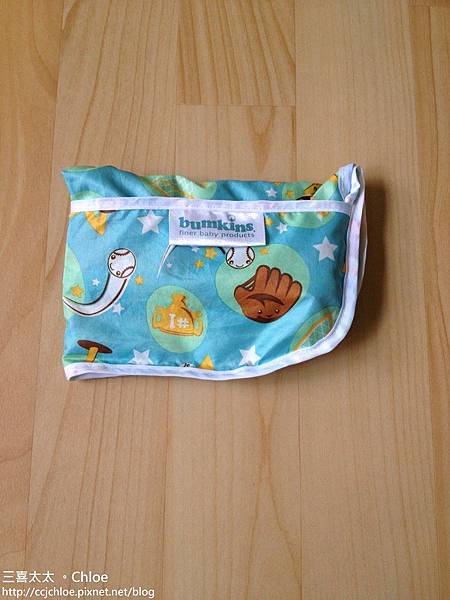 副食品用具 圍兜分享 & 評比