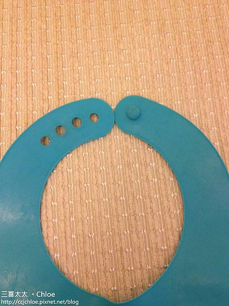 副食品用具 圍兜分享 & 評比 副食品用具 圍兜分享 & 評比