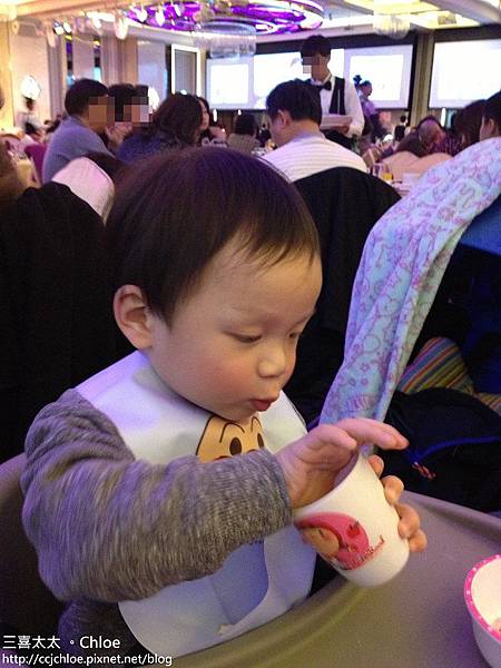 副食品用具 圍兜分享 & 評比