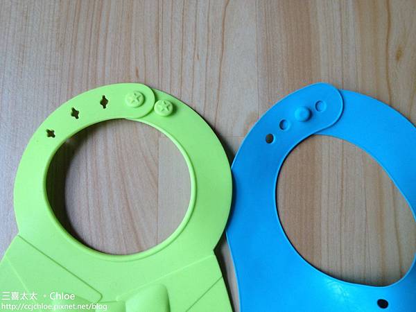 副食品用具 圍兜分享 & 評比 