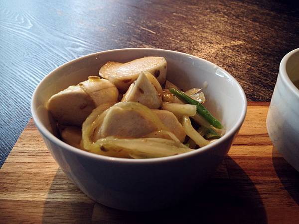 鬍子餐酒-開胃小菜自製涼拌筊白筍 鬍子餐酒-開胃小菜自製涼拌筊白筍