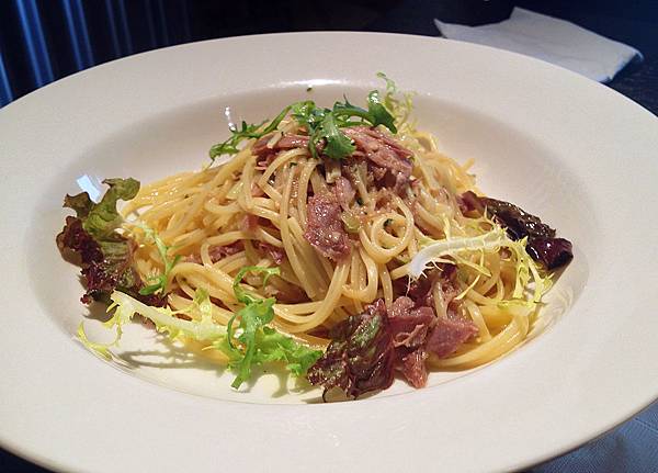 鬍子餐酒-香蒜鴨肉炒細扁麵 鬍子餐酒-香蒜鴨肉炒細扁麵