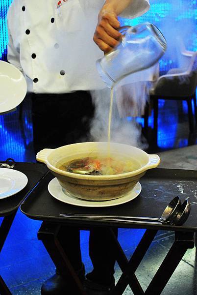 DSC_0056.JPG DSC_0056.JPG