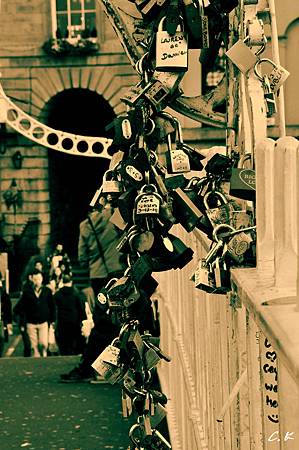 ha'penny bridge lock ha'penny bridge lock