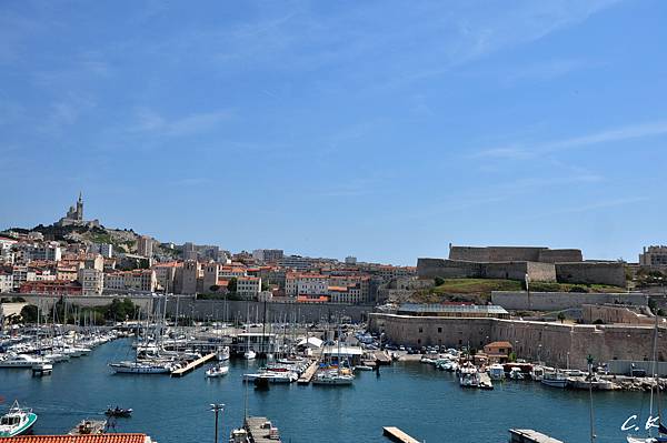 Marseille old harbor 6.jpg