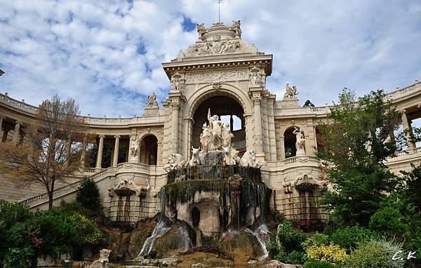 Palace de Longchamp 2.jpg