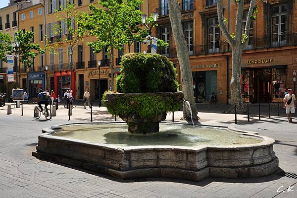 aix foutain 1.jpg aix foutain 1.jpg