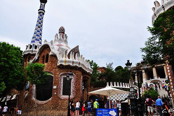 Parc Guell 8.jpg Parc Guell 8.jpg