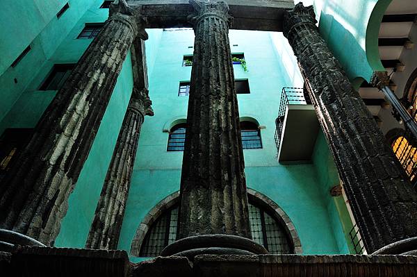 rome temple 1.jpg rome temple 1.jpg