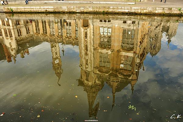 gent city river shadow.jpg gent city river shadow.jpg