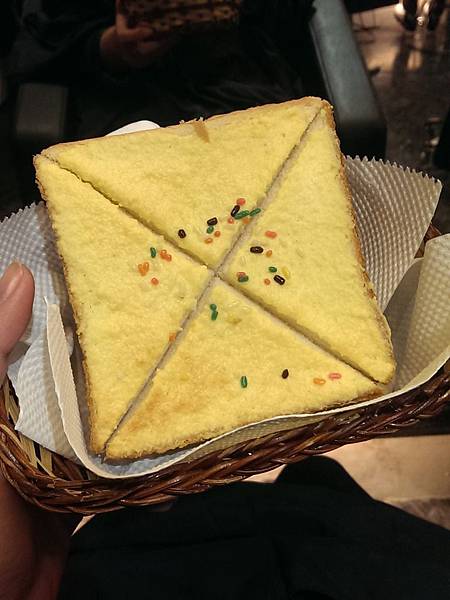 2015-01-15-14-04-44_photo 【染髮】FIN中山總店:秋冬新髮色,深棕帶點神祕的紫色,氣質都回來了。