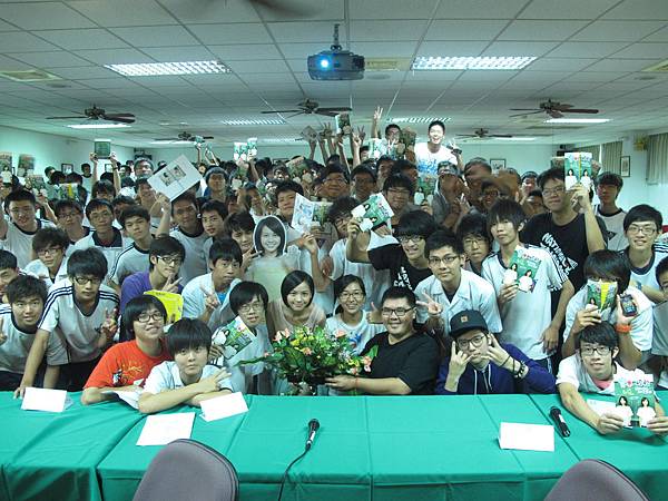 0521 台南二中 0521 台南二中