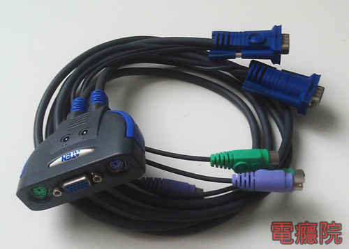 kvm_switch-2.jpg kvm_switch-2.jpg