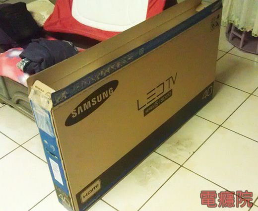 samsung_tv_unbox-1.jpg samsung_tv_unbox-1.jpg