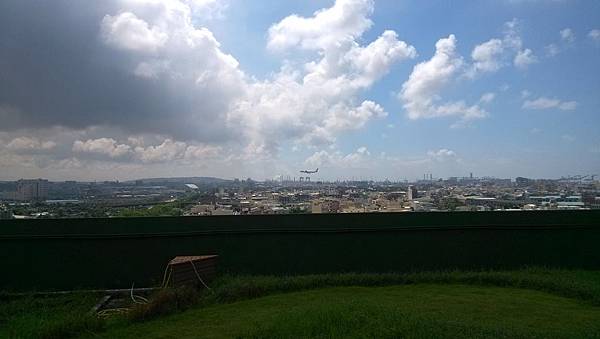 飛機進場1 (1) 飛機進場1 (1)