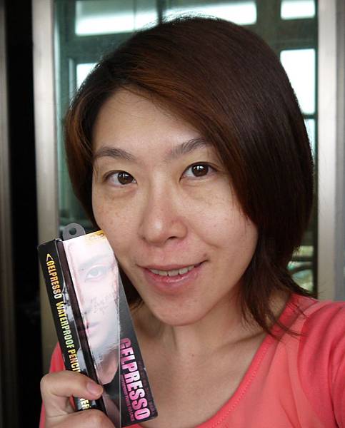 顯色持久又防水的超棒眼線膠筆~CLIO珂莉奧 炫彩防水眼線膠筆