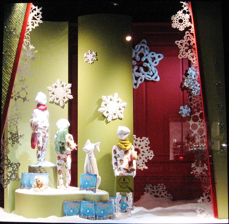 Christmas windows 157.jpg