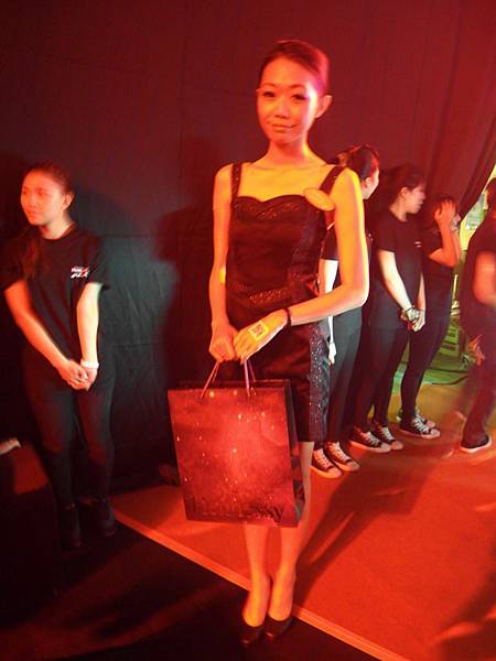 SAM_2015.JPG SAM_2015.JPG