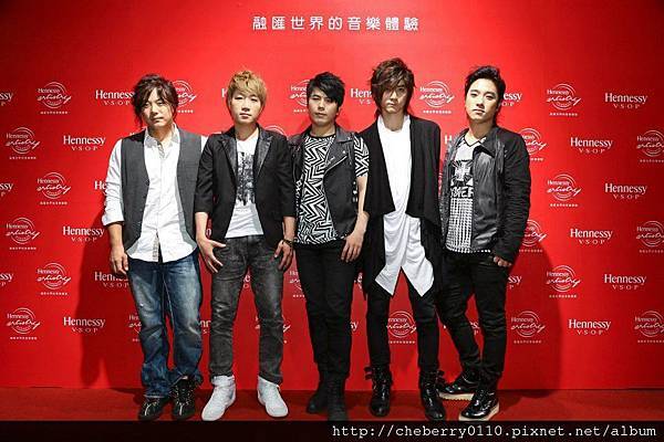 1106_10151330675771454_1529743822_n