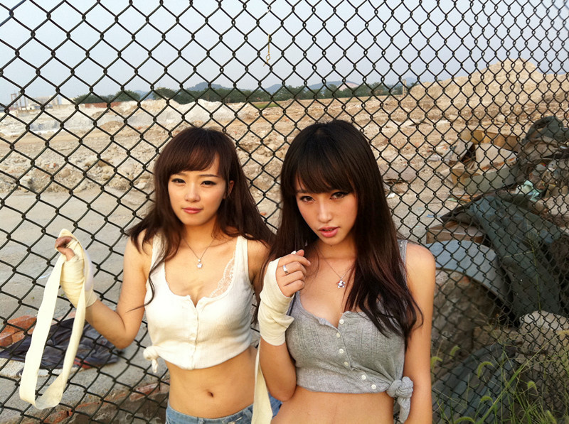 img1_src_3952205 img1_src_3952205