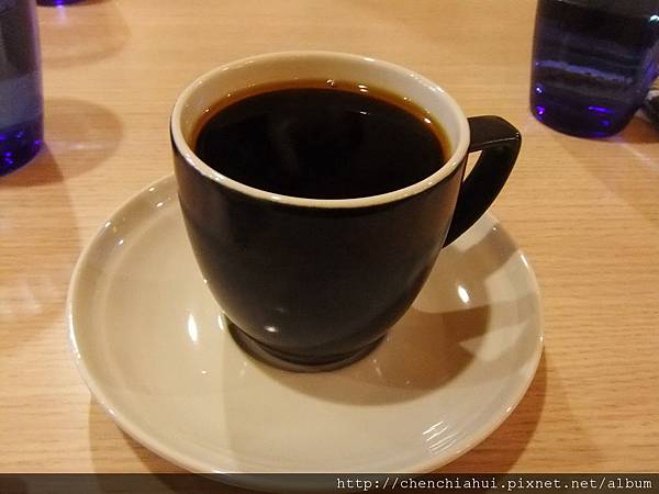100-07-03 天母特洛斯咖啡館003.jpg