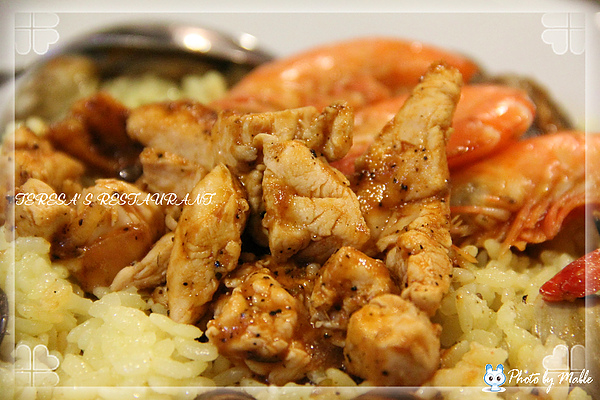 西班牙海鮮雞肉飯。.jpg 西班牙海鮮雞肉飯。.jpg