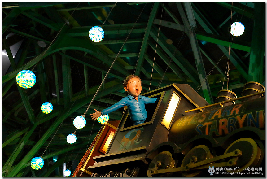 宜蘭景點┃丟丟噹森林。火車站:幾米飛天火車翱翔於綠鐵樹中 - 第26張圖