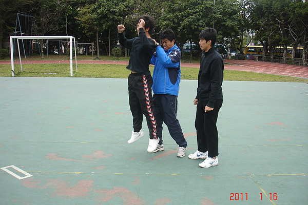 2011青年隊第二階段訓練 059.jpg