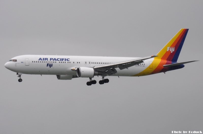 Air Pacific Fiji B767-3X2ER(DQ-FJC)@VHHH_1(2)_20100626.jpg Air Pacific Fiji B767-3X2ER(DQ-FJC)@VHHH_1(2)_20100626.jpg