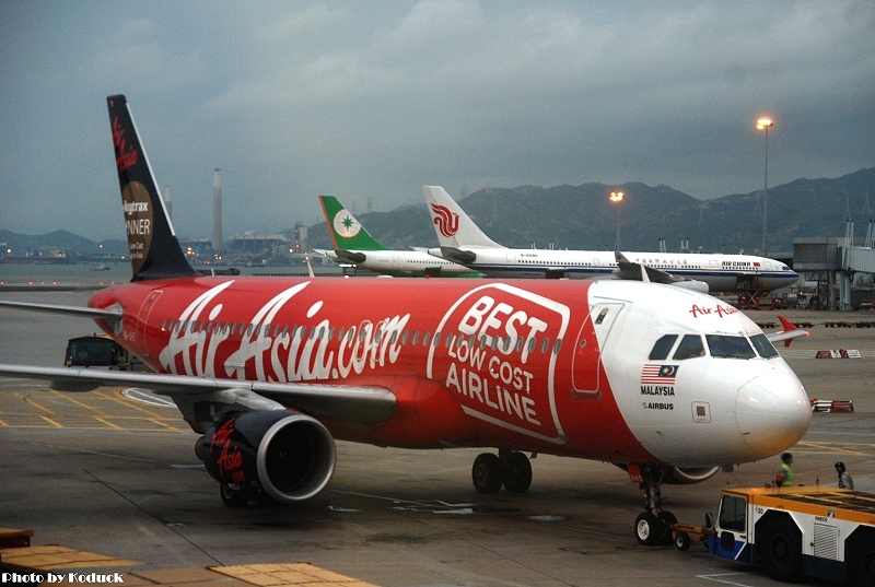Air Asia A320-200(9M-AHO)@VVVH_1(2)_20100624.jpg Air Asia A320-200(9M-AHO)@VVVH_1(2)_20100624.jpg