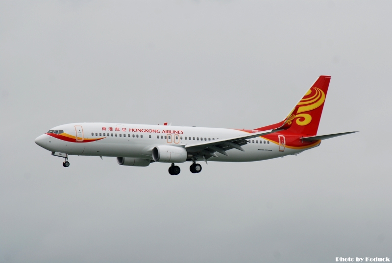 Hong Kong Airlines B737-84P(B-KBU)@VHHH_1(2)_20100625.jpg Hong Kong Airlines B737-84P(B-KBU)@VHHH_1(2)_20100625.jpg