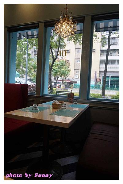 TJB Cafe3.jpg TJB Cafe3.jpg