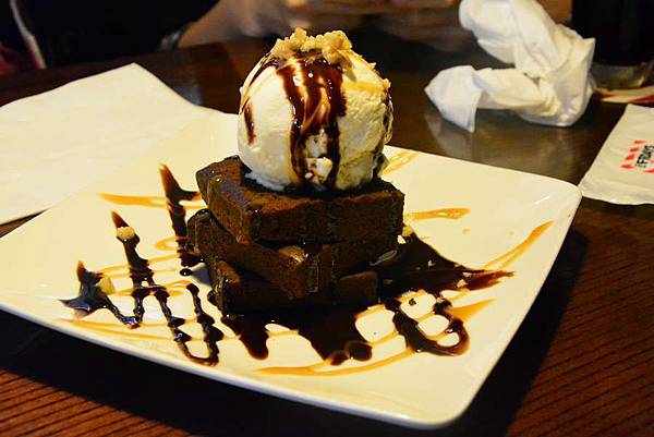 DSC_1156_nEO_IMG DSC_1156_nEO_IMG