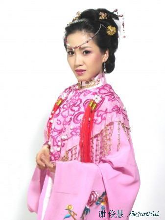 北京央視「紅樓夢中人」選秀  王熙鳳扮相