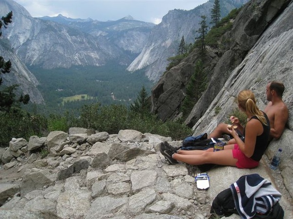 這裡野餐 有世界級景觀陪伴